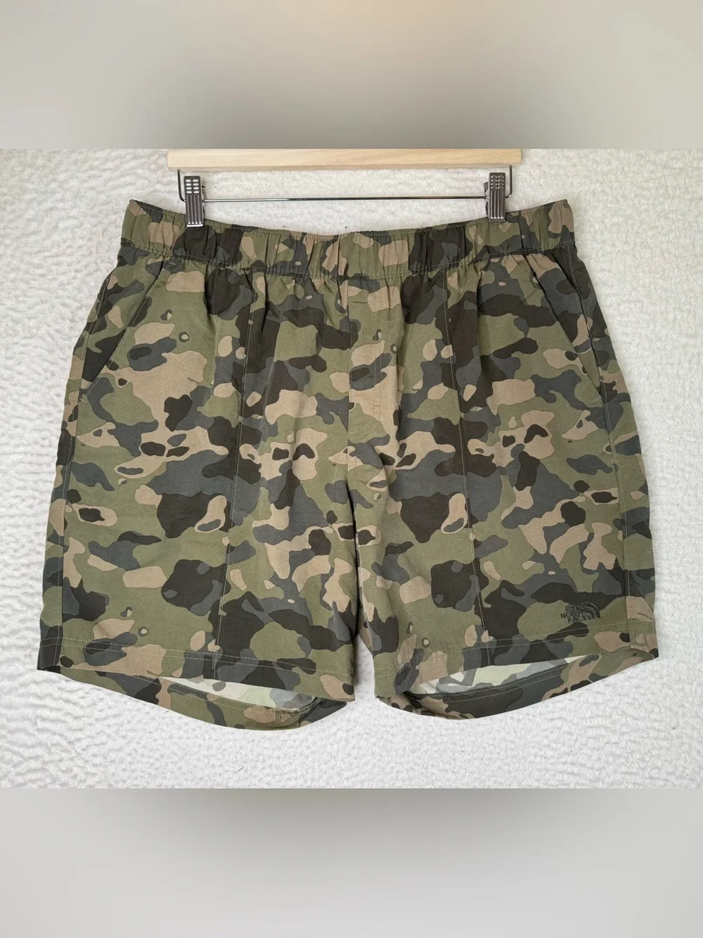 The North Face Class V Water Pull On Trunks Shorts Camo Green Men's Size XL